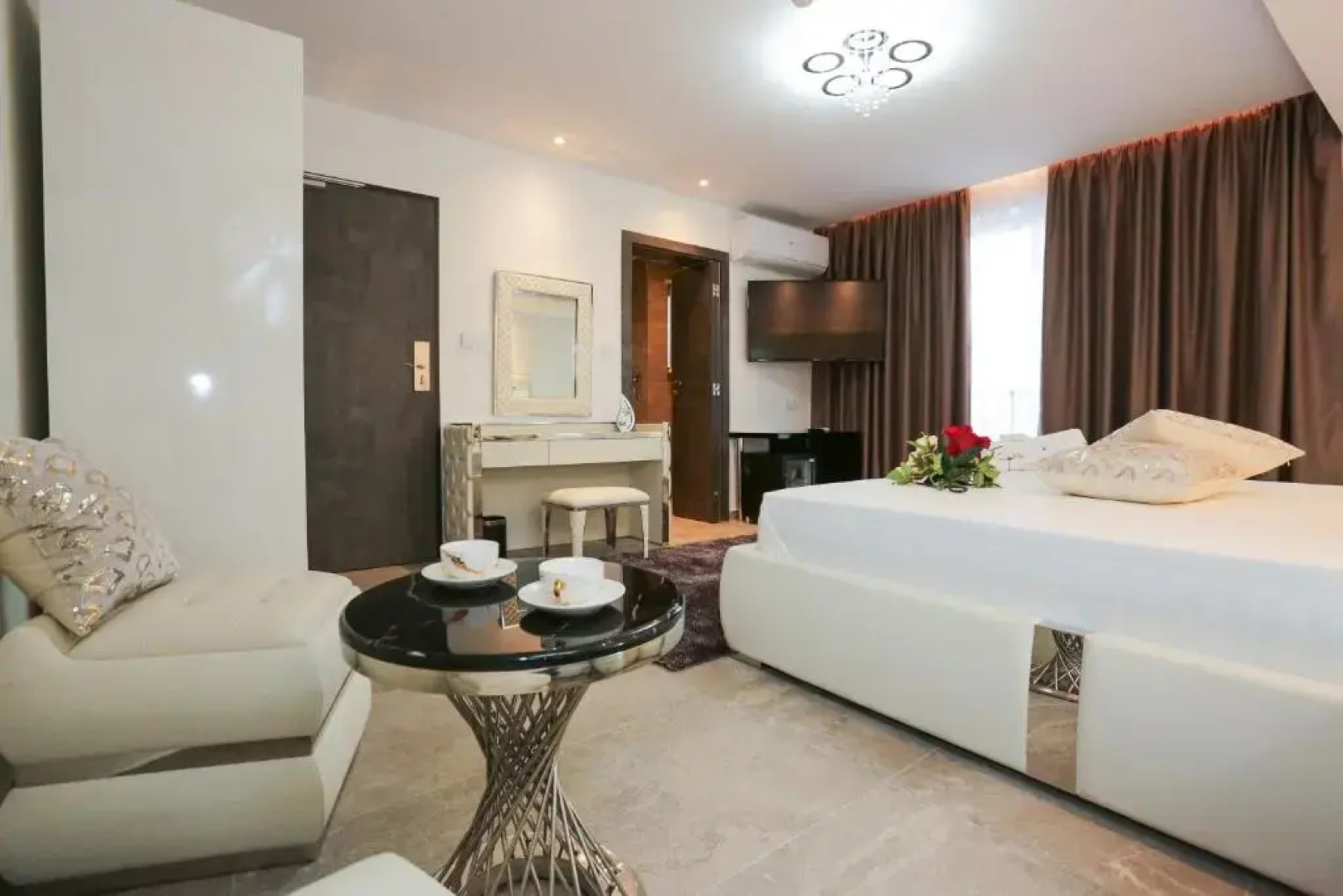 JME Boutique Hotel