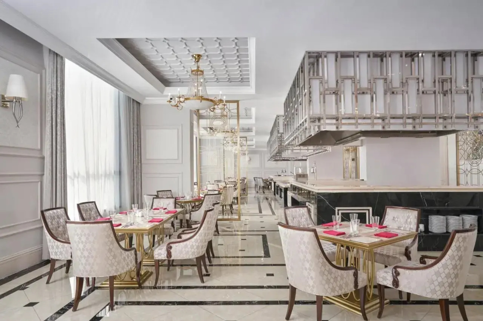 Four Points by Sheraton Lang Son