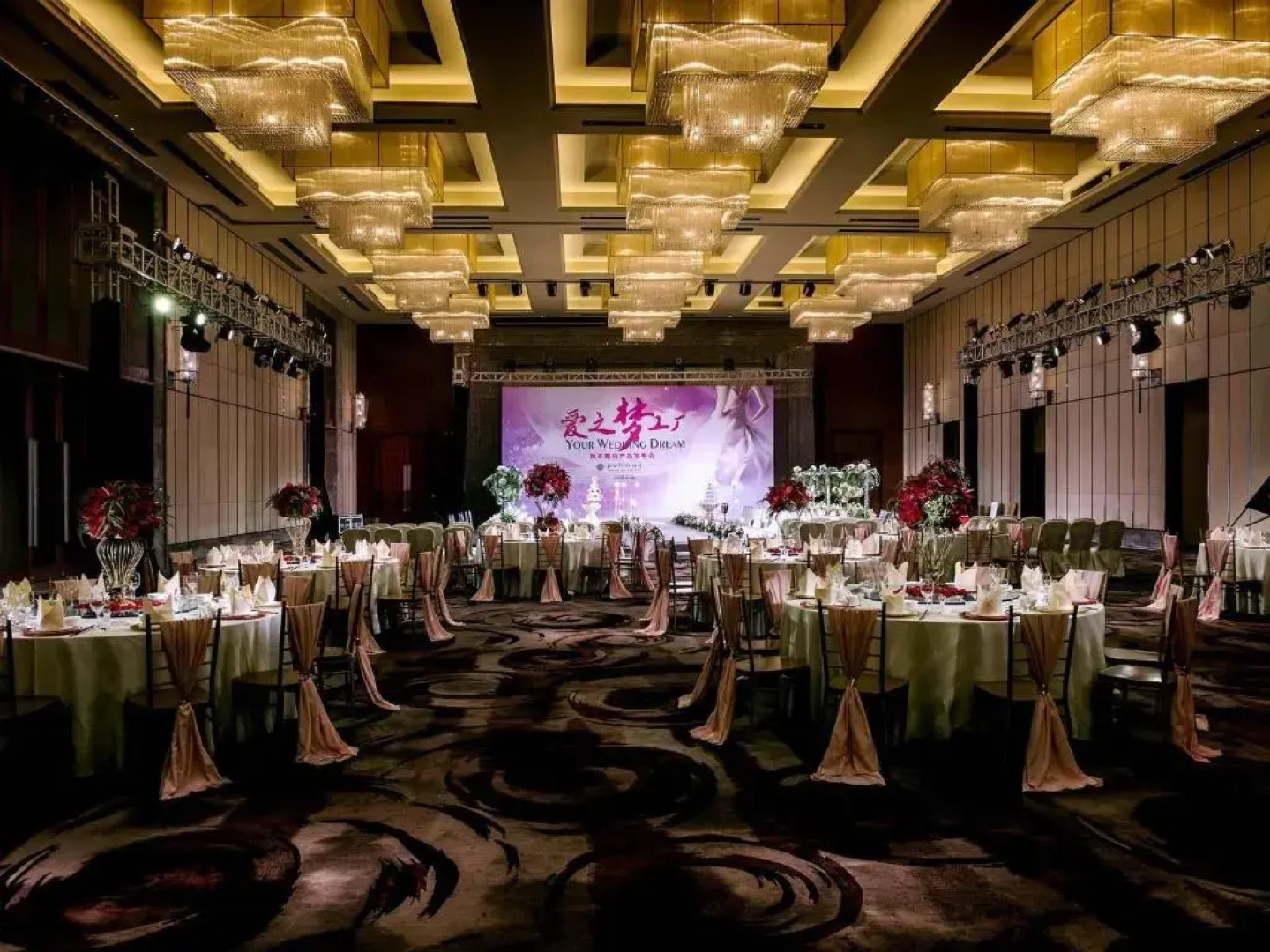 Pullman Oceanview Sanya Bay Resort & Spa