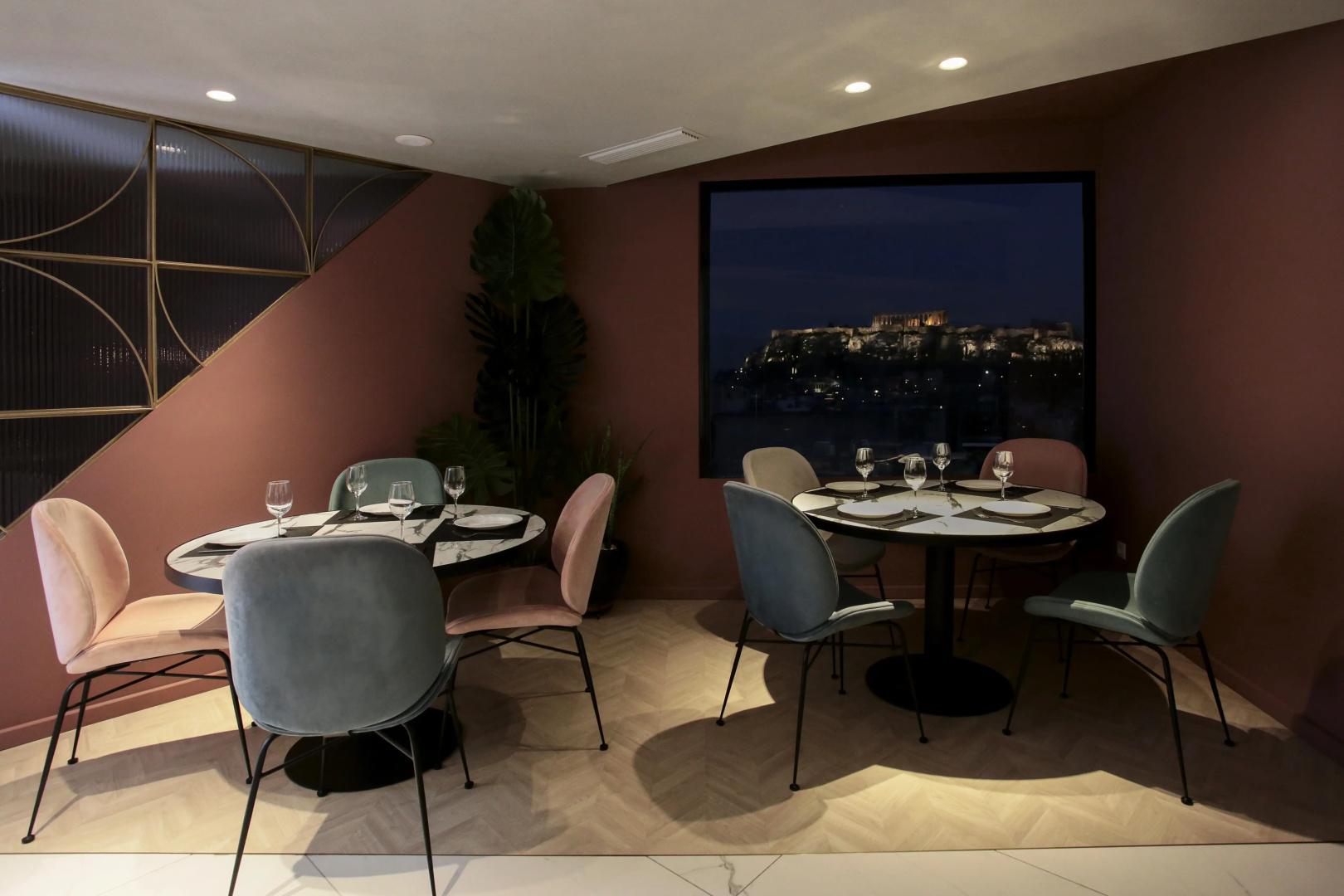 Evripides Hotel