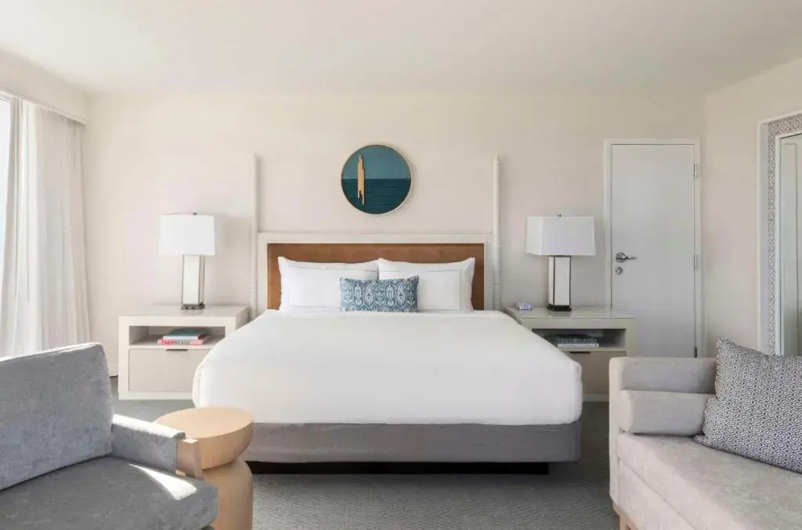 The Singer Oceanfront Resort, Curio Collection by Hilton