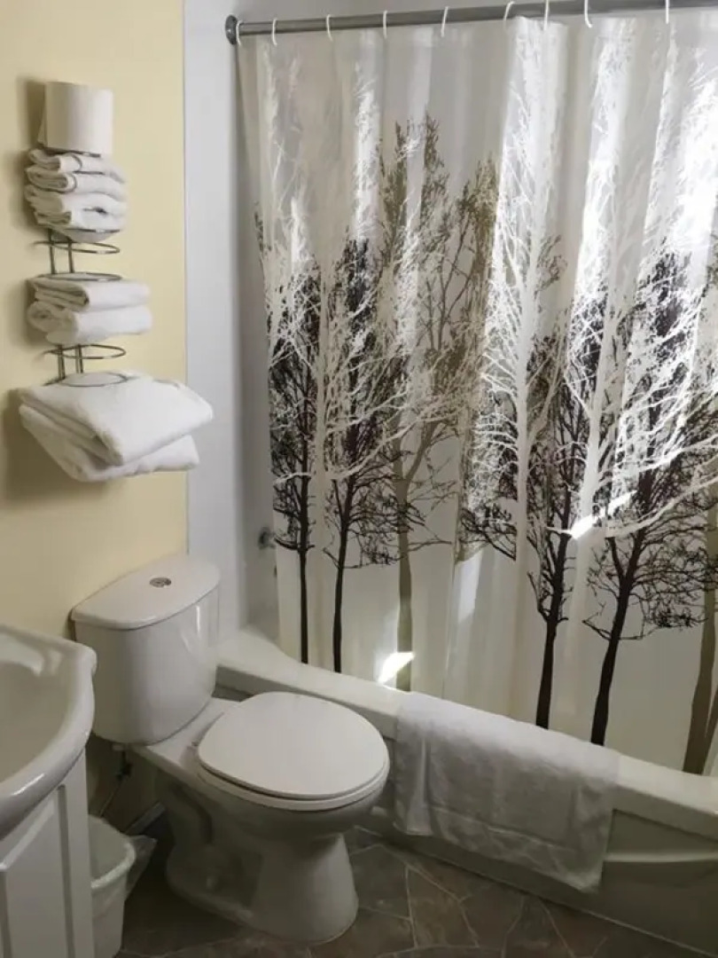 The Spirit Rock Outpost & Lodge