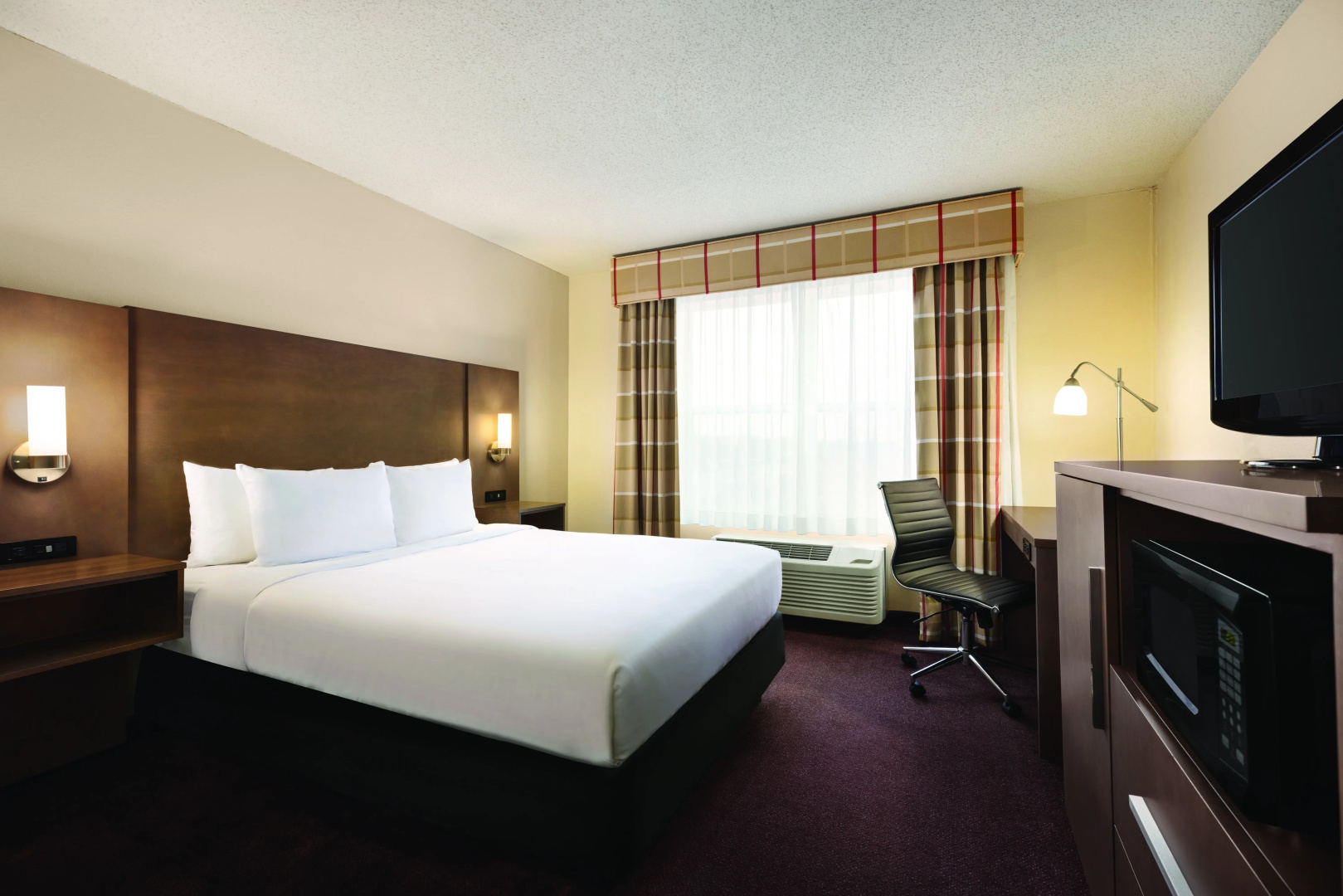 Country Inn & Suites by Radisson, Schaumburg, IL