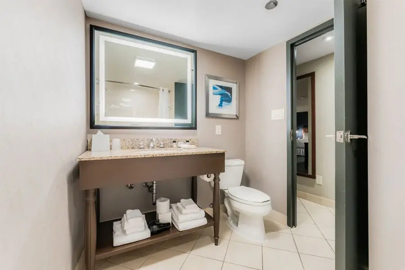 Wyndham Grand Fallsview Hotel
