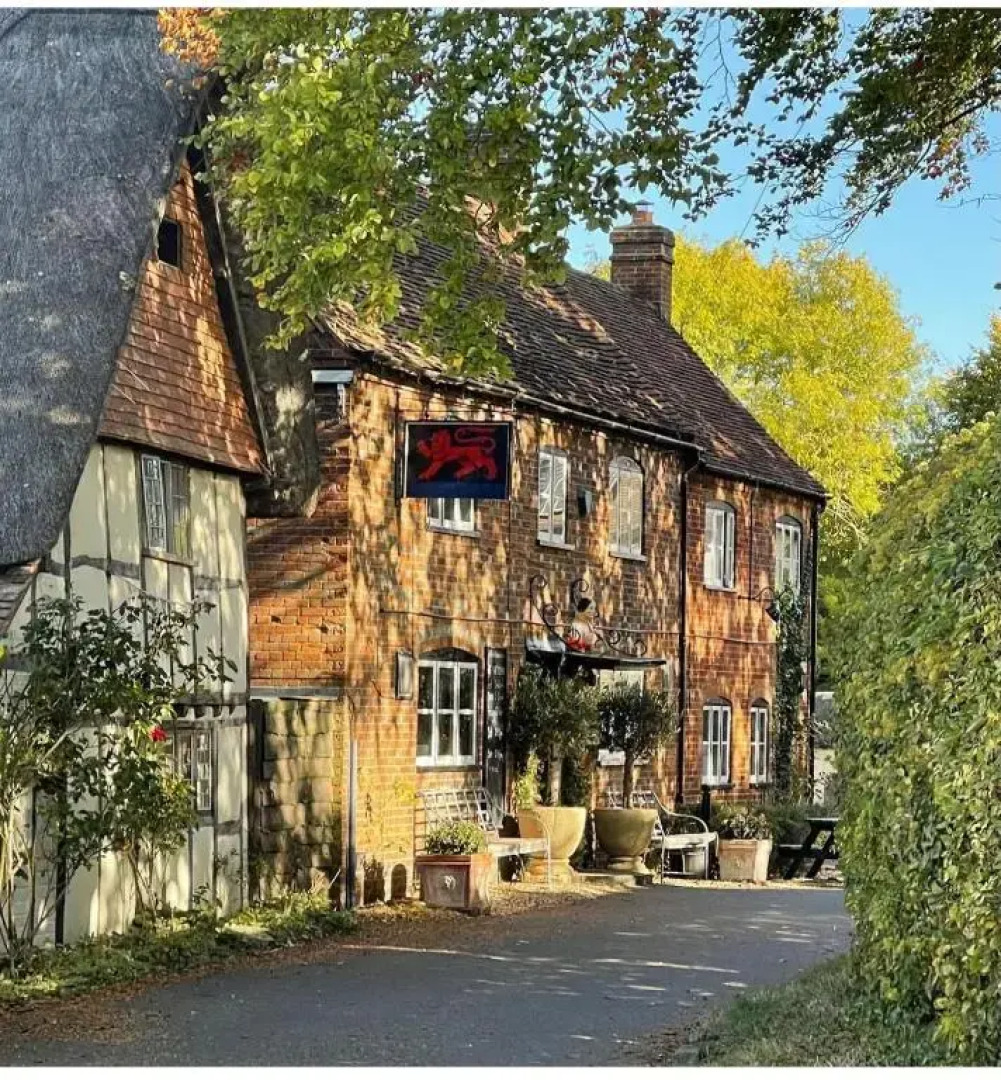 The Red Lion Pub & Kitchen