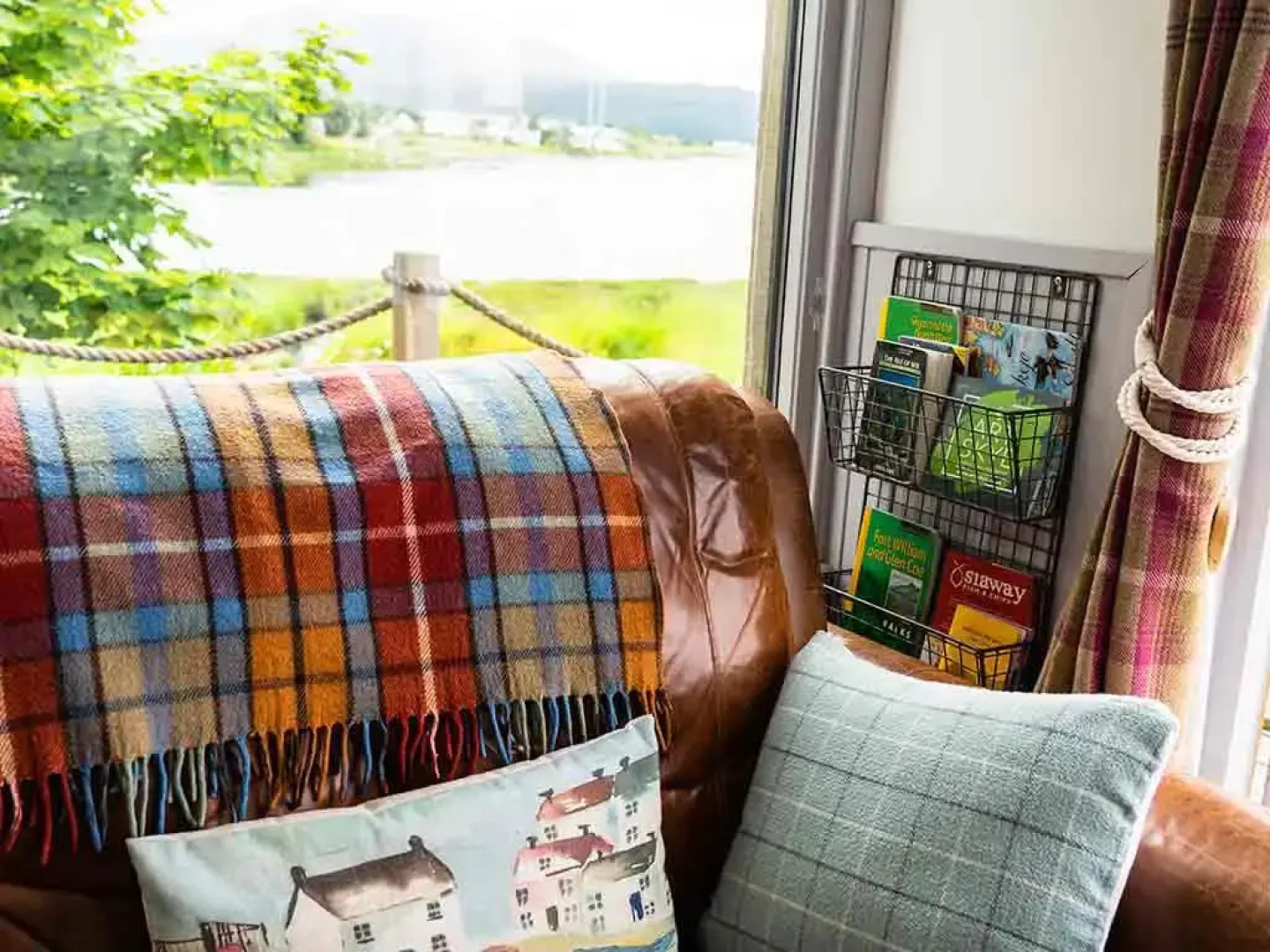 Waterside Cottage  Cabin