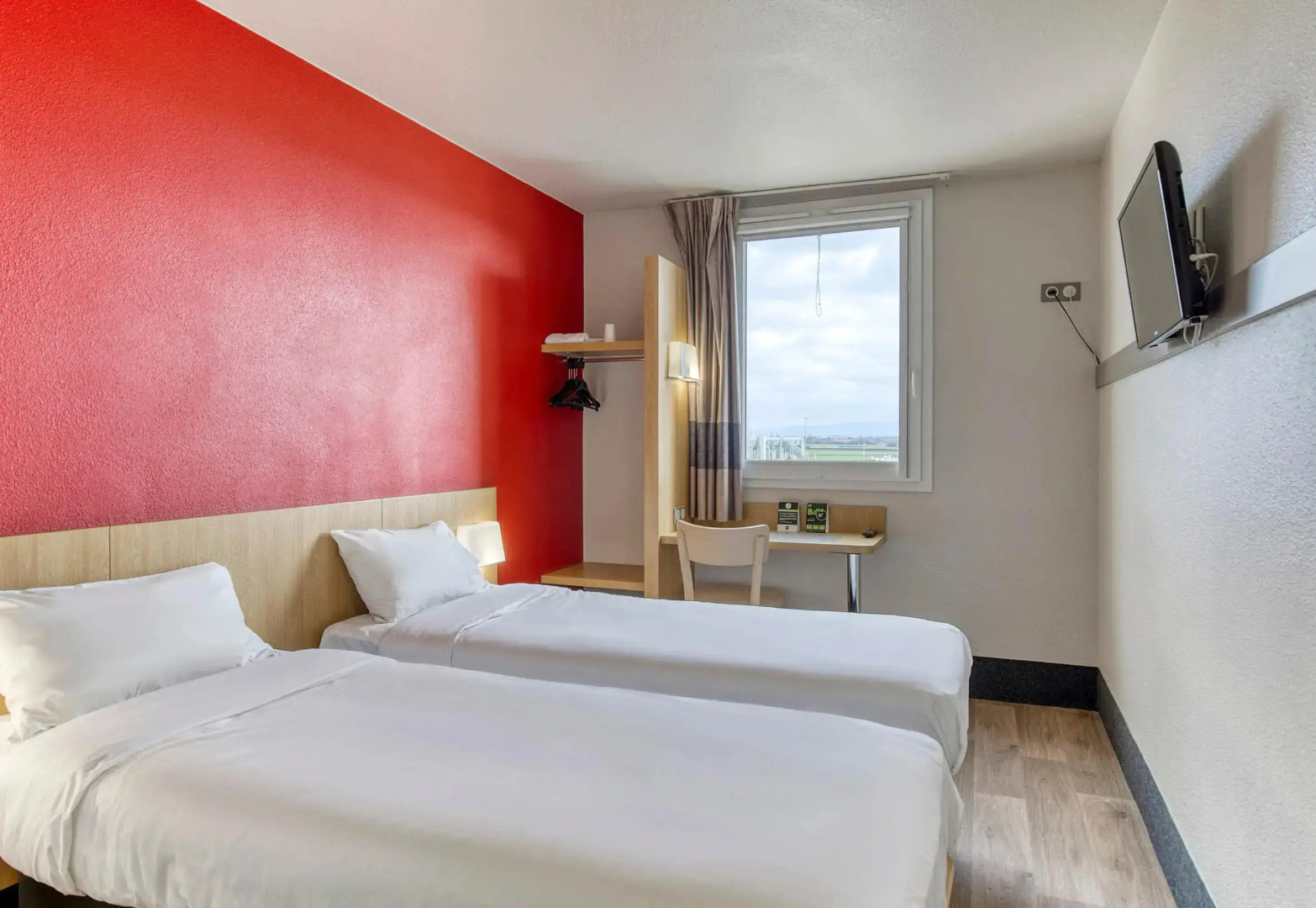 Отель B&B Clermont Ferrand Gerzat