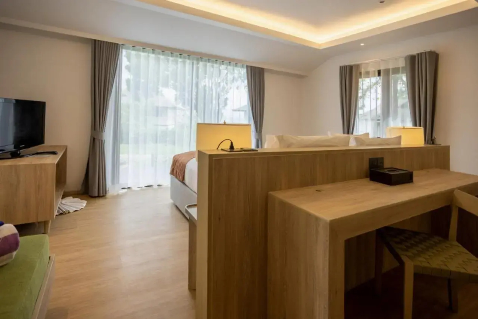 Phi Phi Holiday Resort – SHA Extra Plus