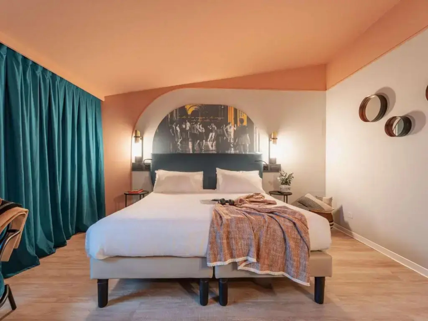 Отель Mercure Bologna Centro