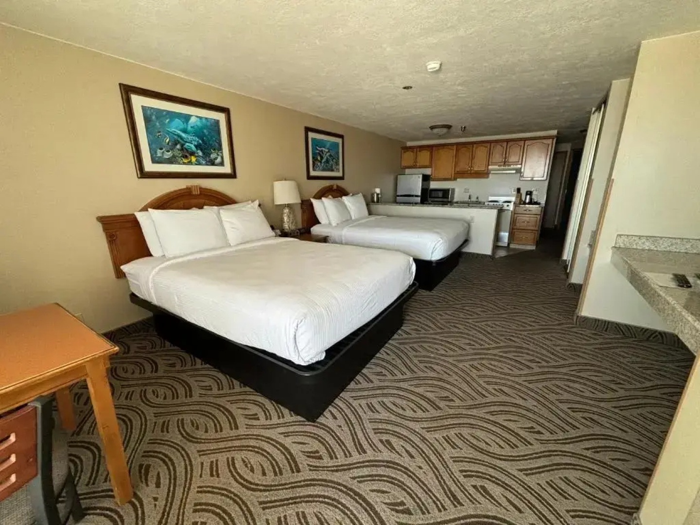 Promenade Inn & Suites Oceanfront