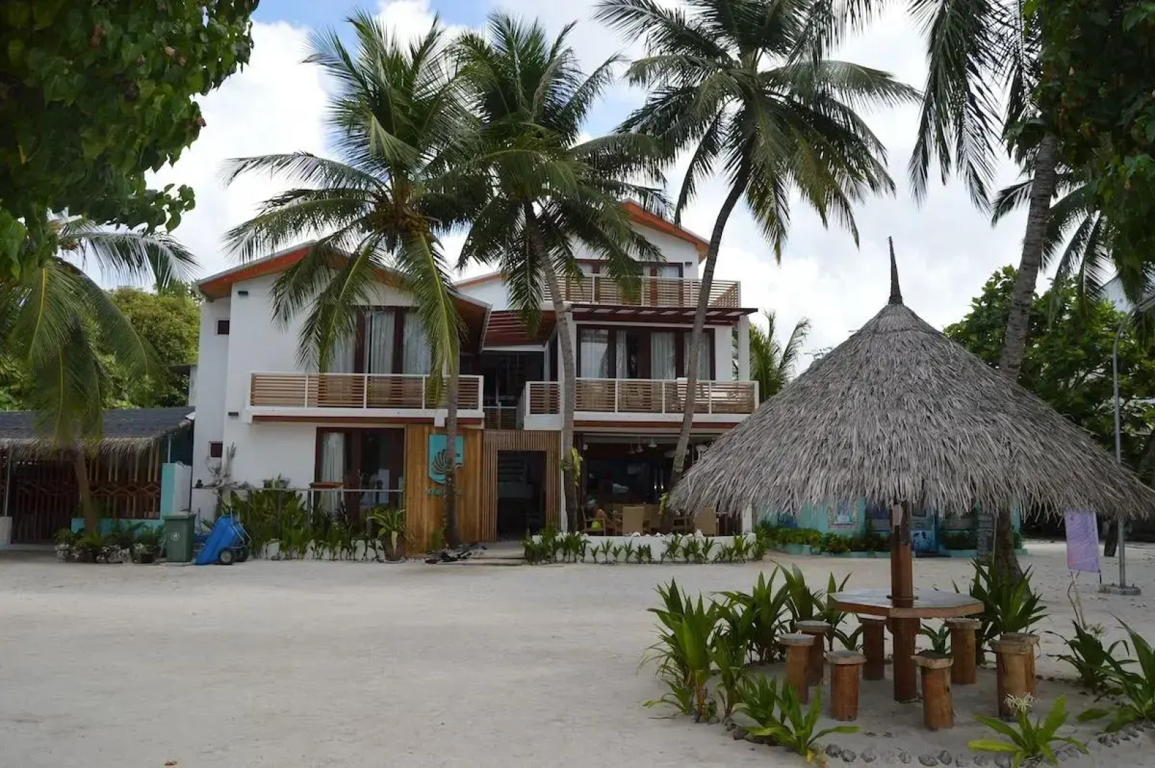 Отель Kinan Retreat