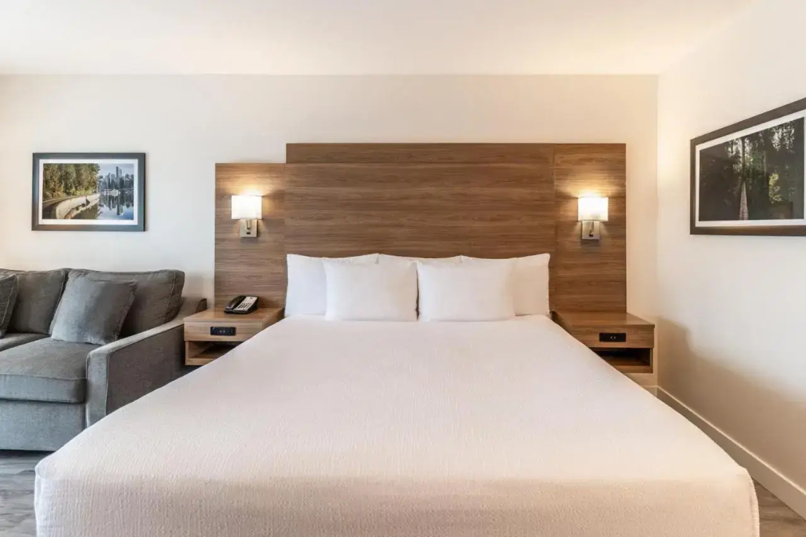 Atrium Hotel Vancouver