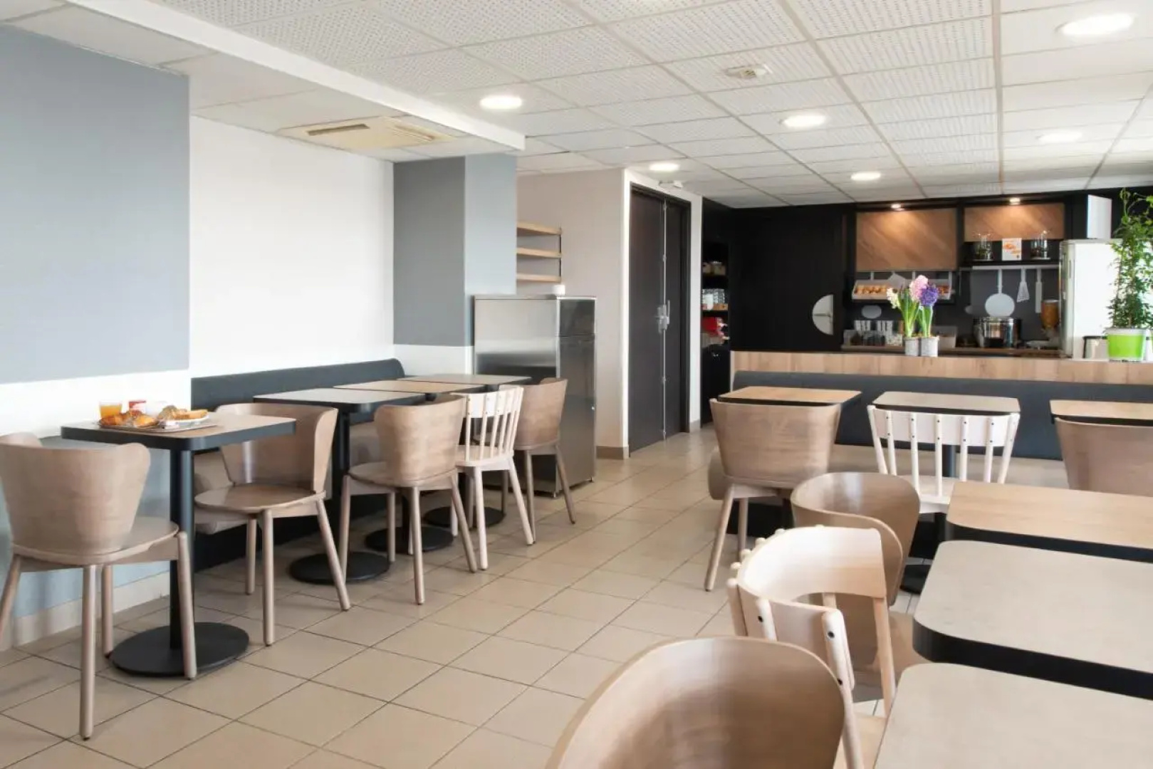 B&B HOTEL Cholet Nord