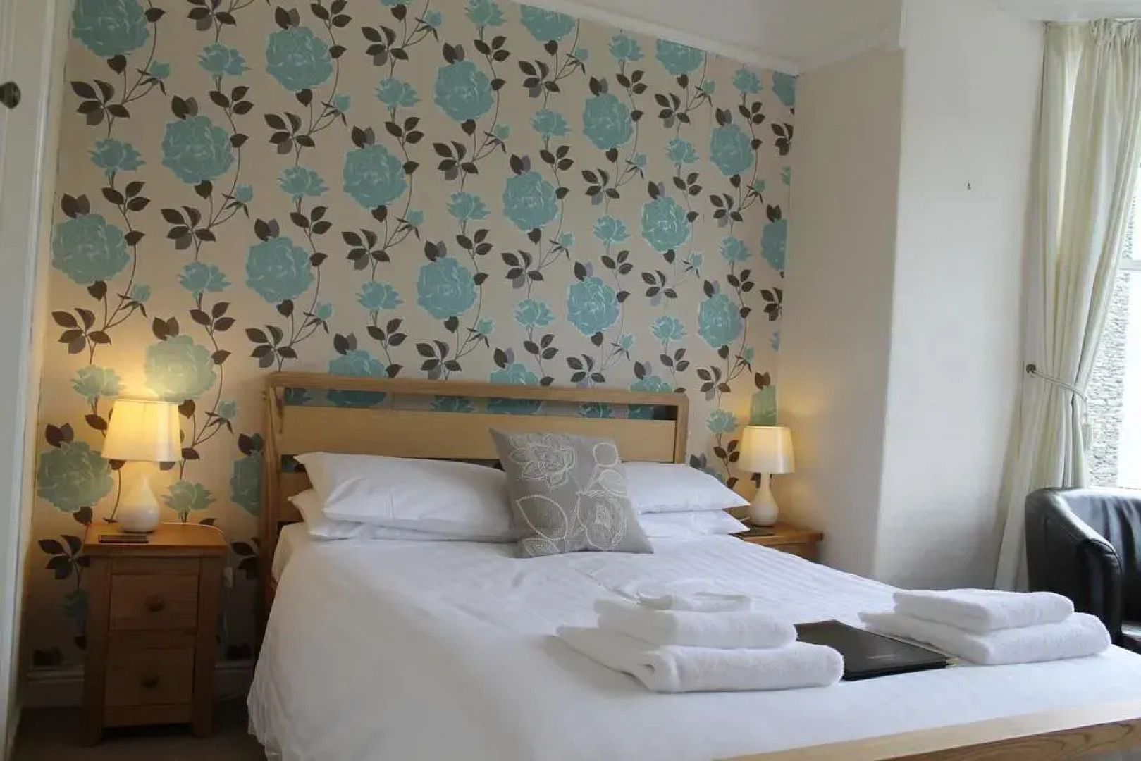 The Bay House Lake View Guest House