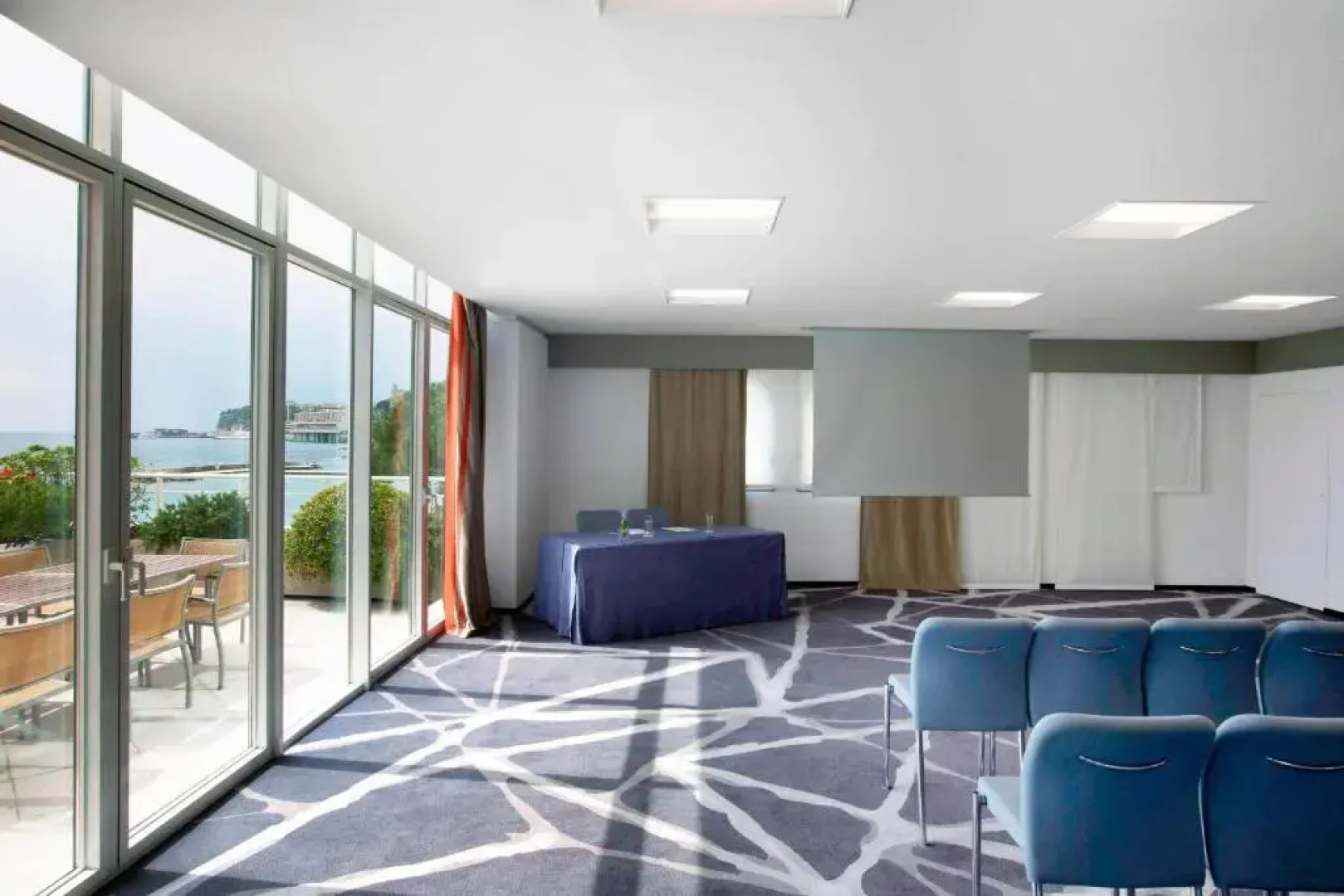 Le Meridien Beach Plaza
