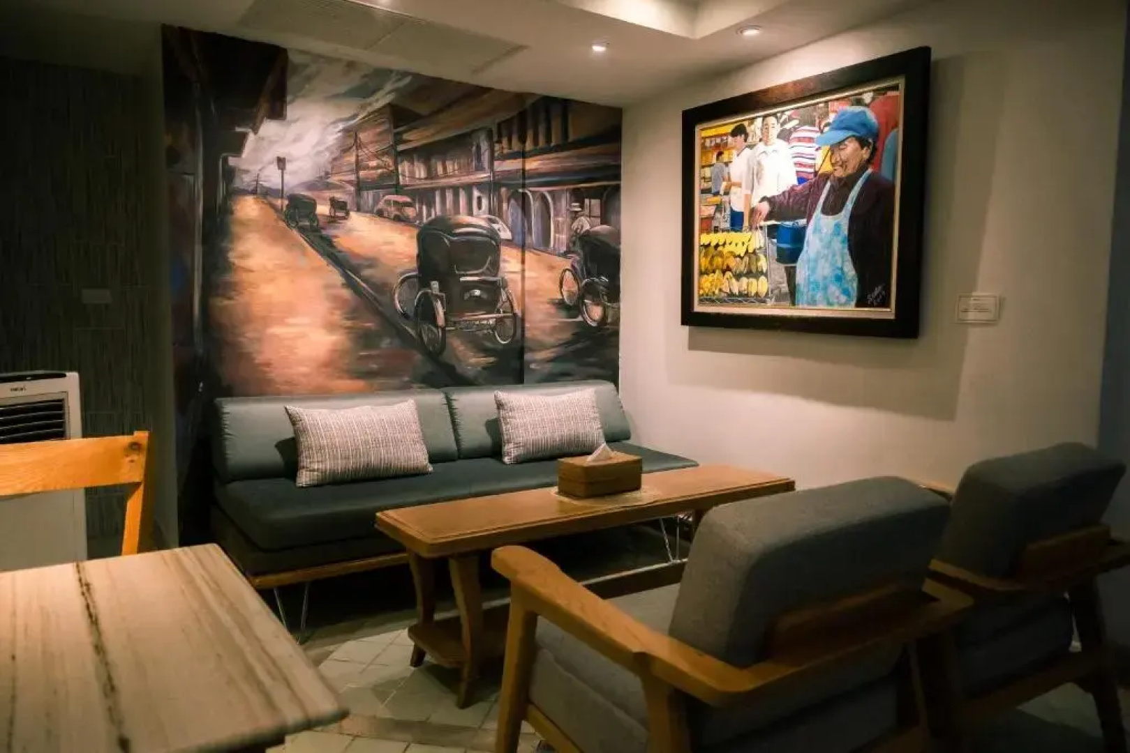 Sabai Sathorn Service Apartment