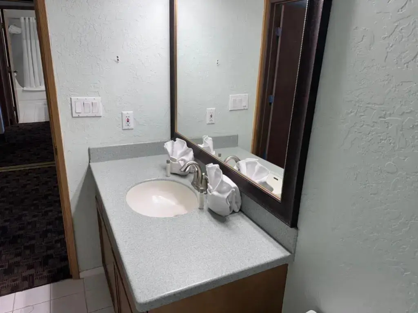 Promenade Inn & Suites Oceanfront