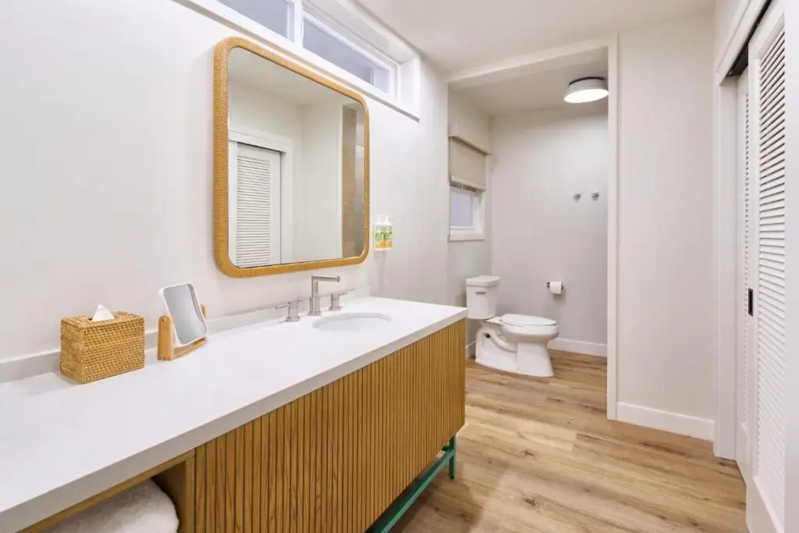 Royal Lahaina Resort & Bungalows