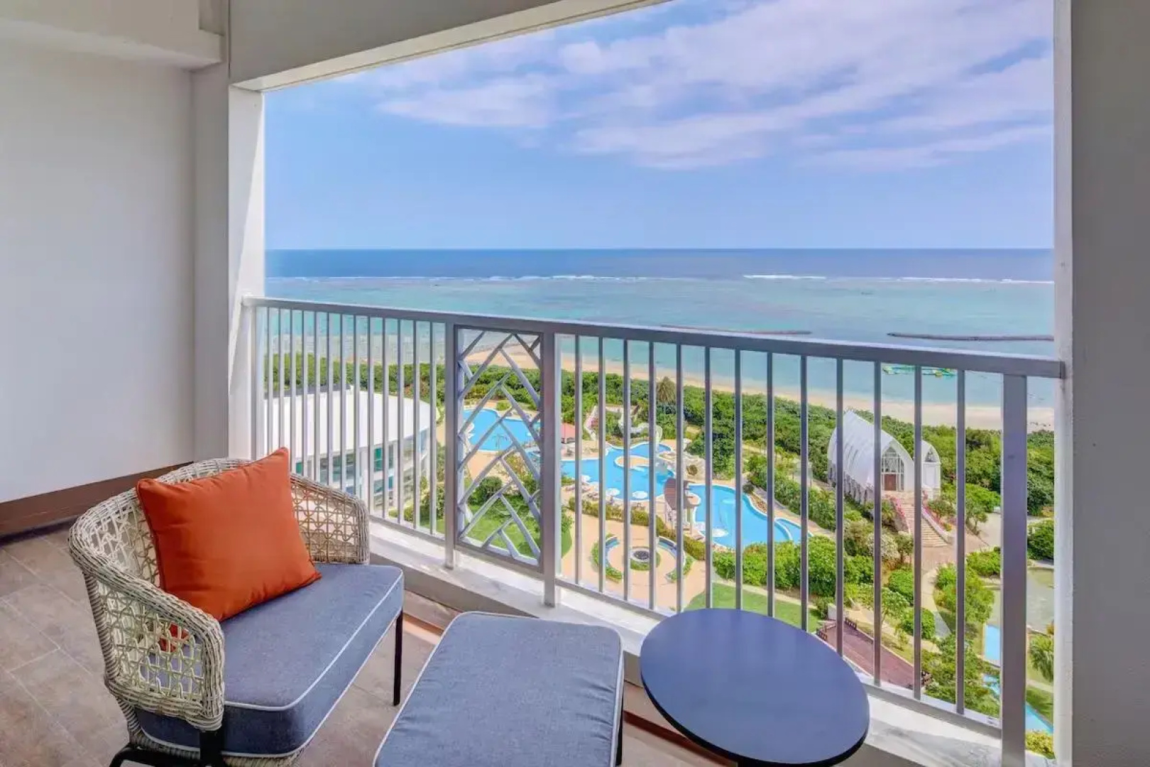 Отель ANA InterContinental Ishigaki Resort, an IHG Hotel
