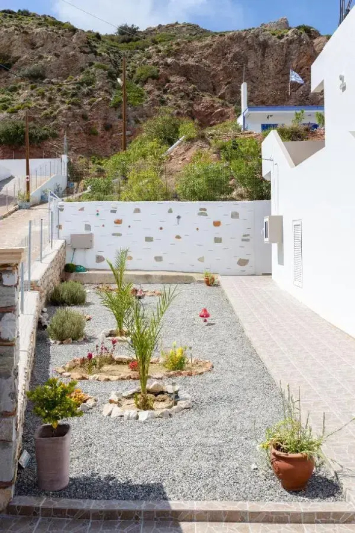 Stelios Studios