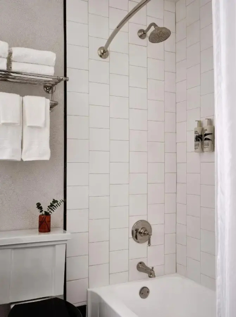 Romer Hell's Kitchen