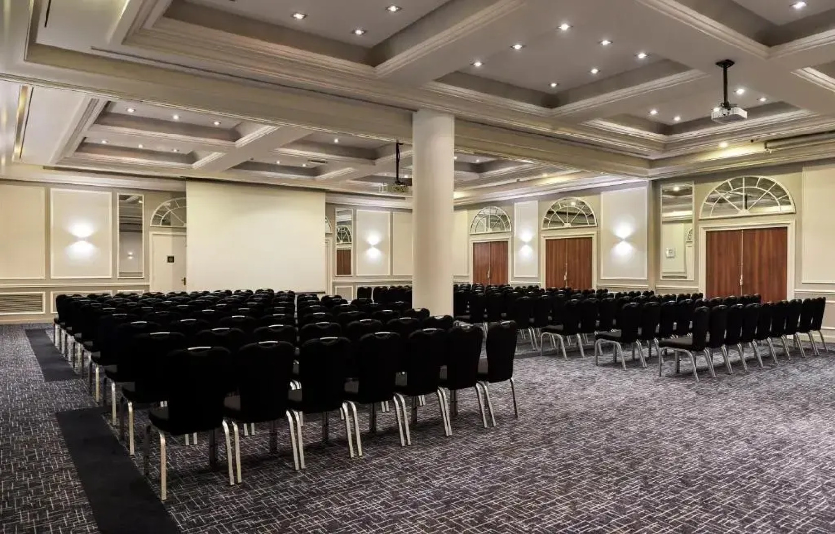 Crowne Plaza Paris Republique by IHG