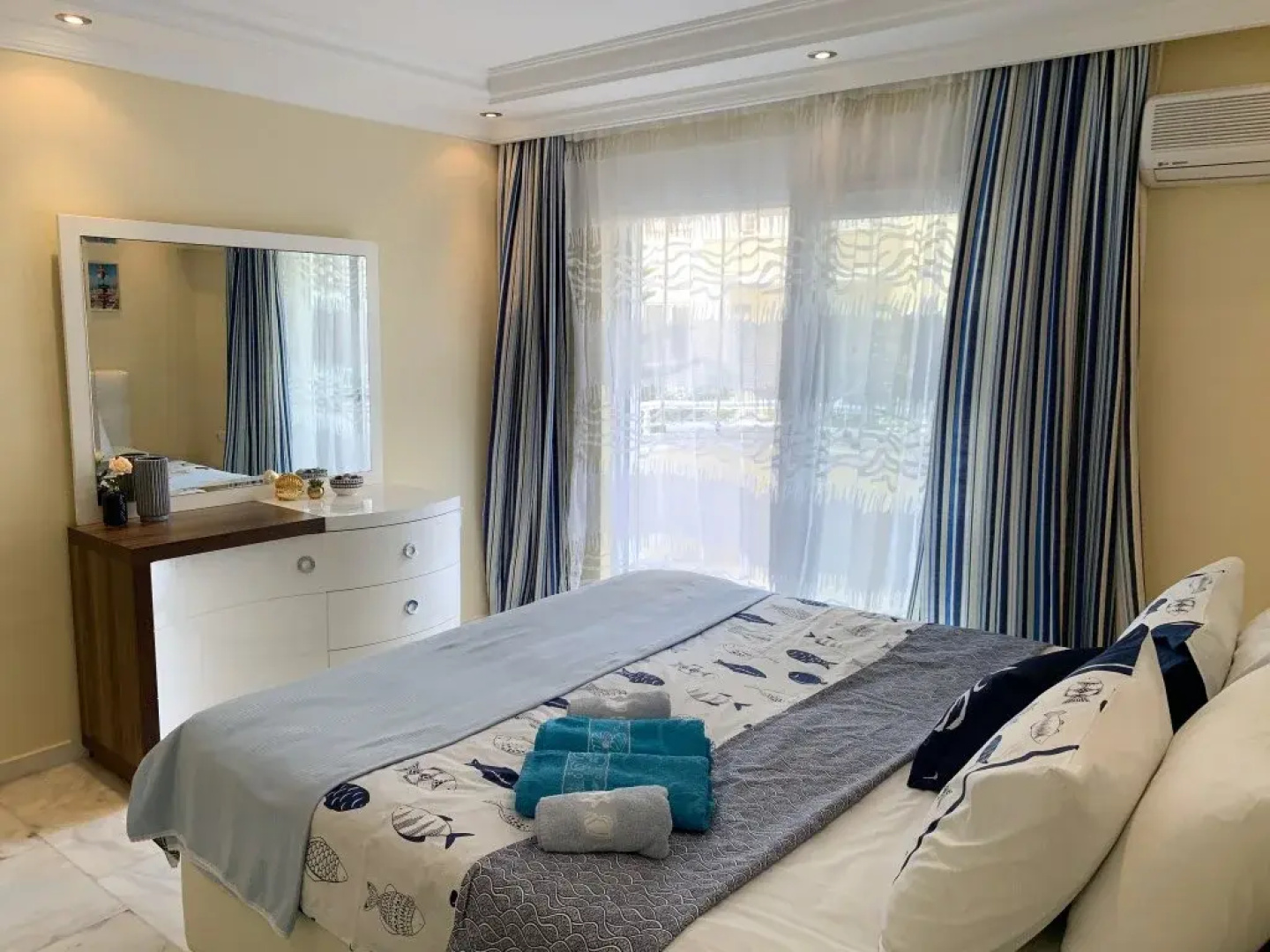 Apartments Marine Holiday