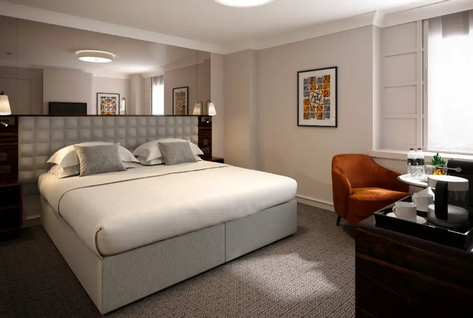 Strand Palace Hotel