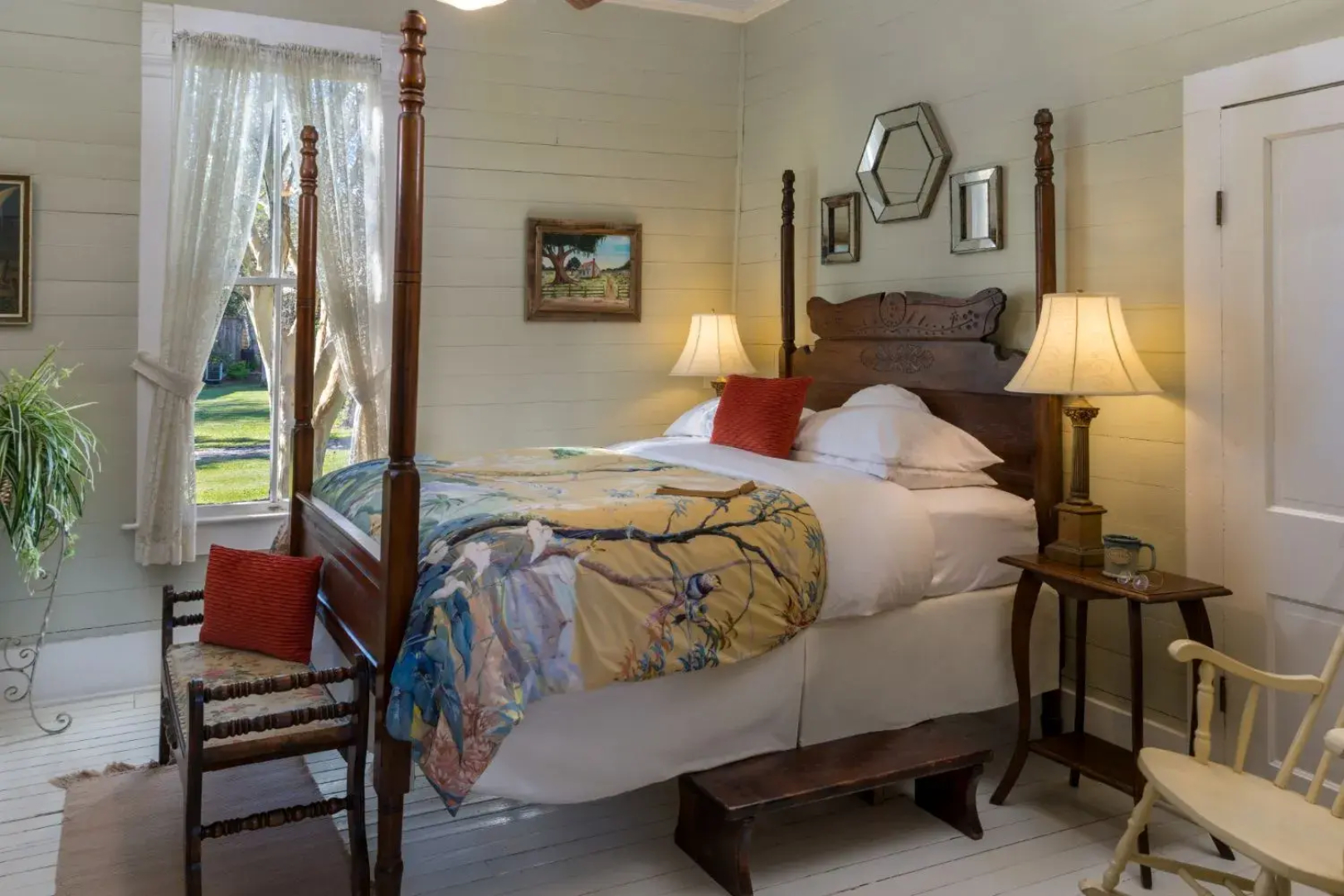 Maison D'Memoire Bed & Breakfast Cottages