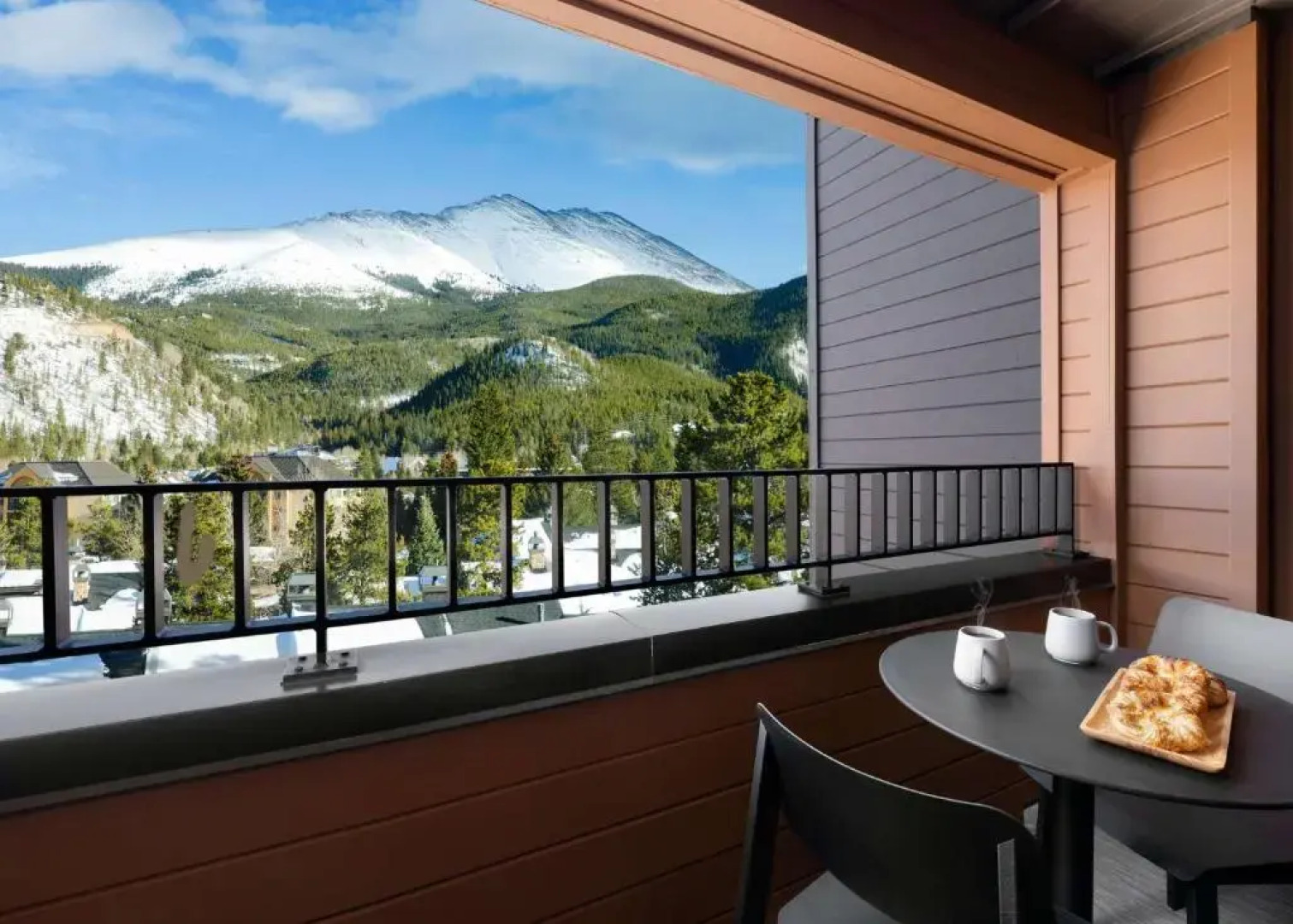 Hotel Alpenrock Breckenridge, Curio Collection by Hilton