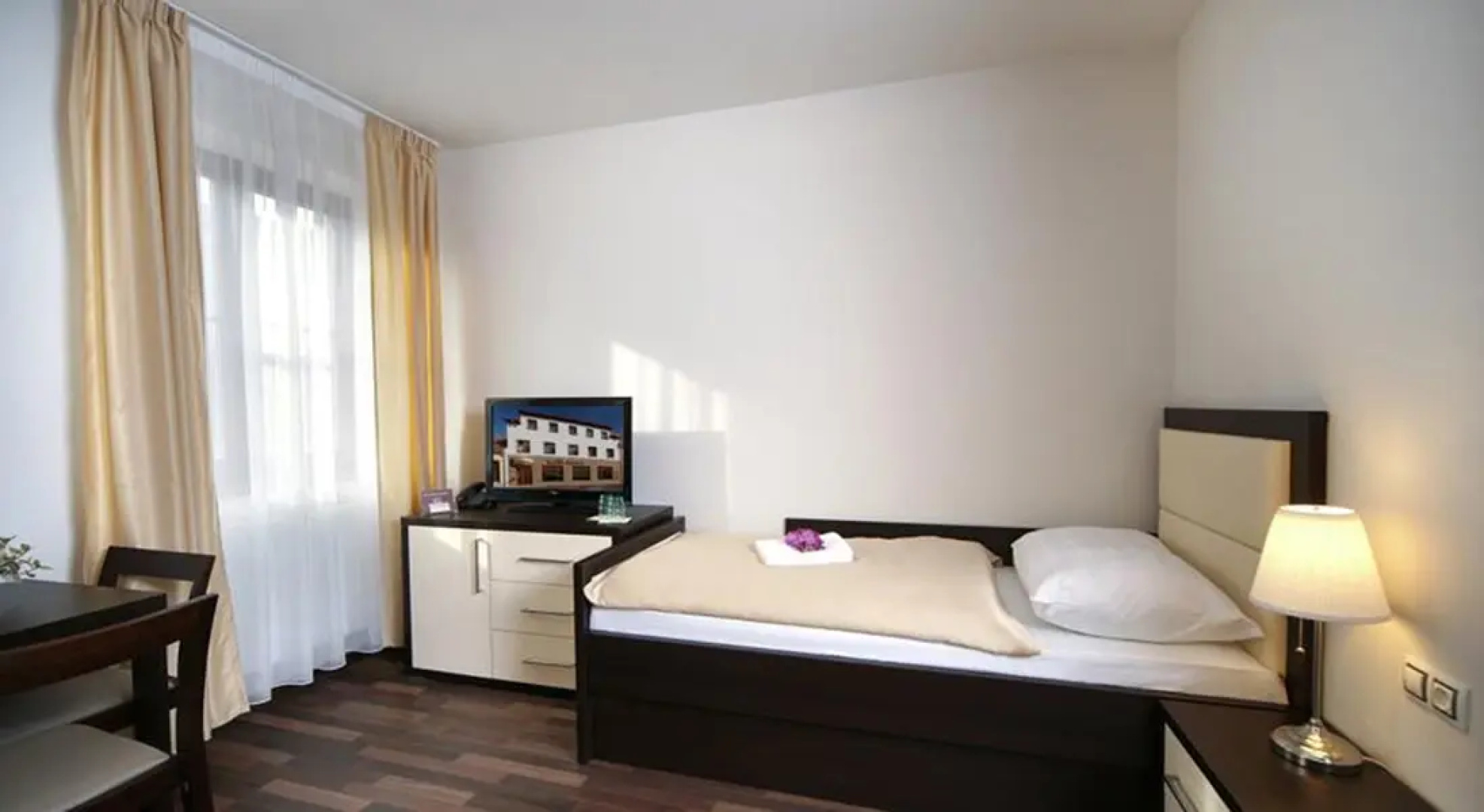 Hotel Corona