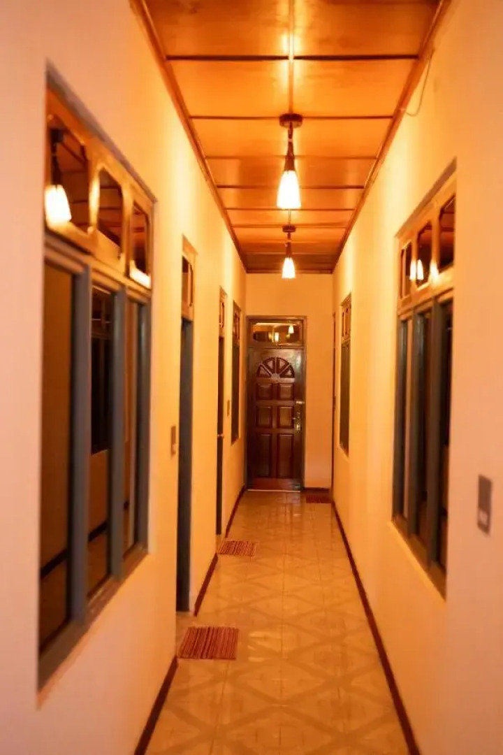 Tropical Biosphere Hotel