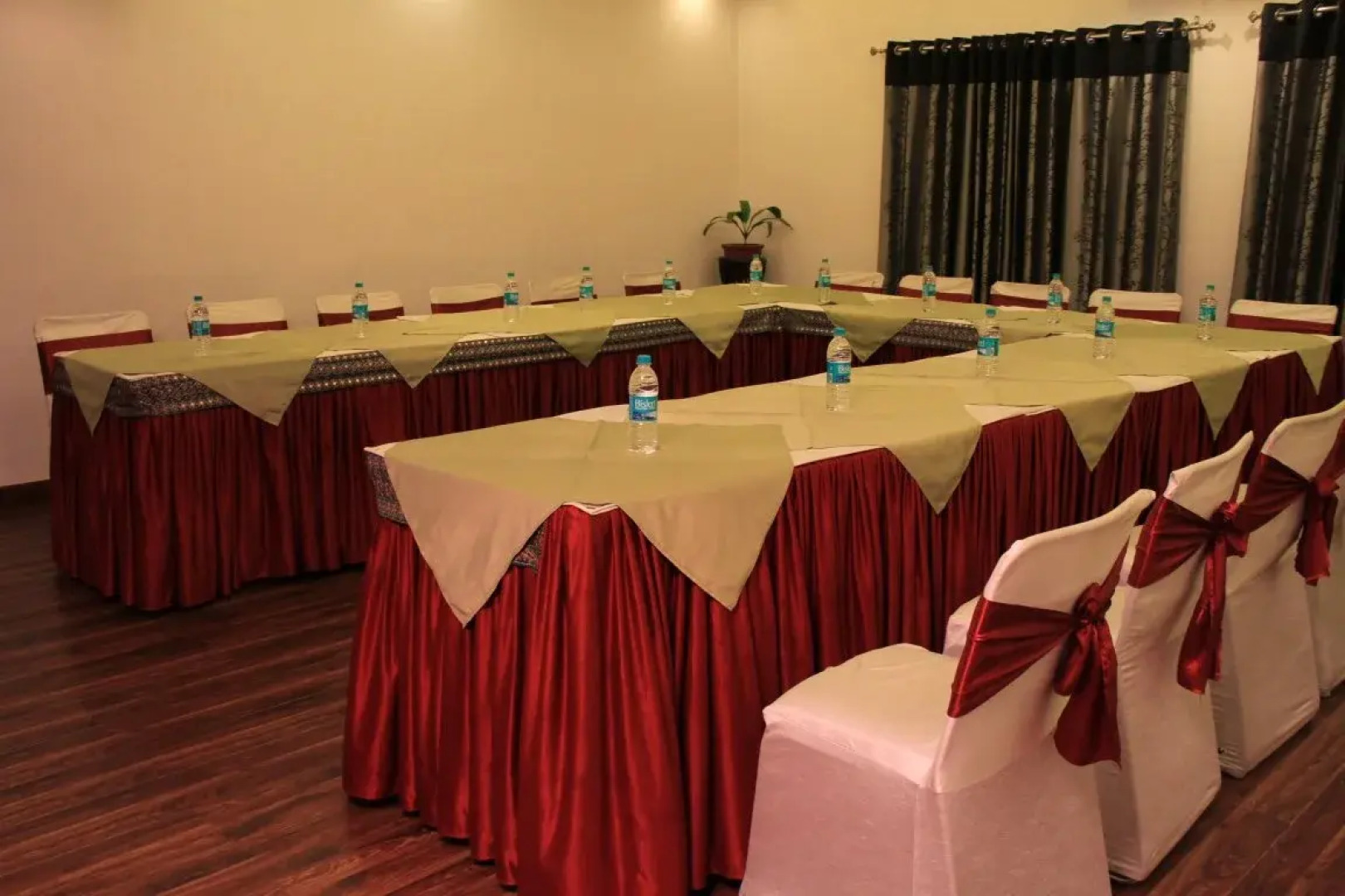 Hotel Aakash Residency