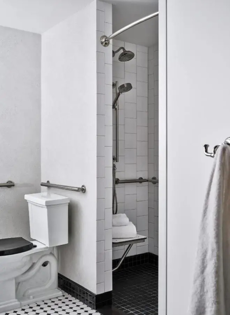 Romer Hell's Kitchen