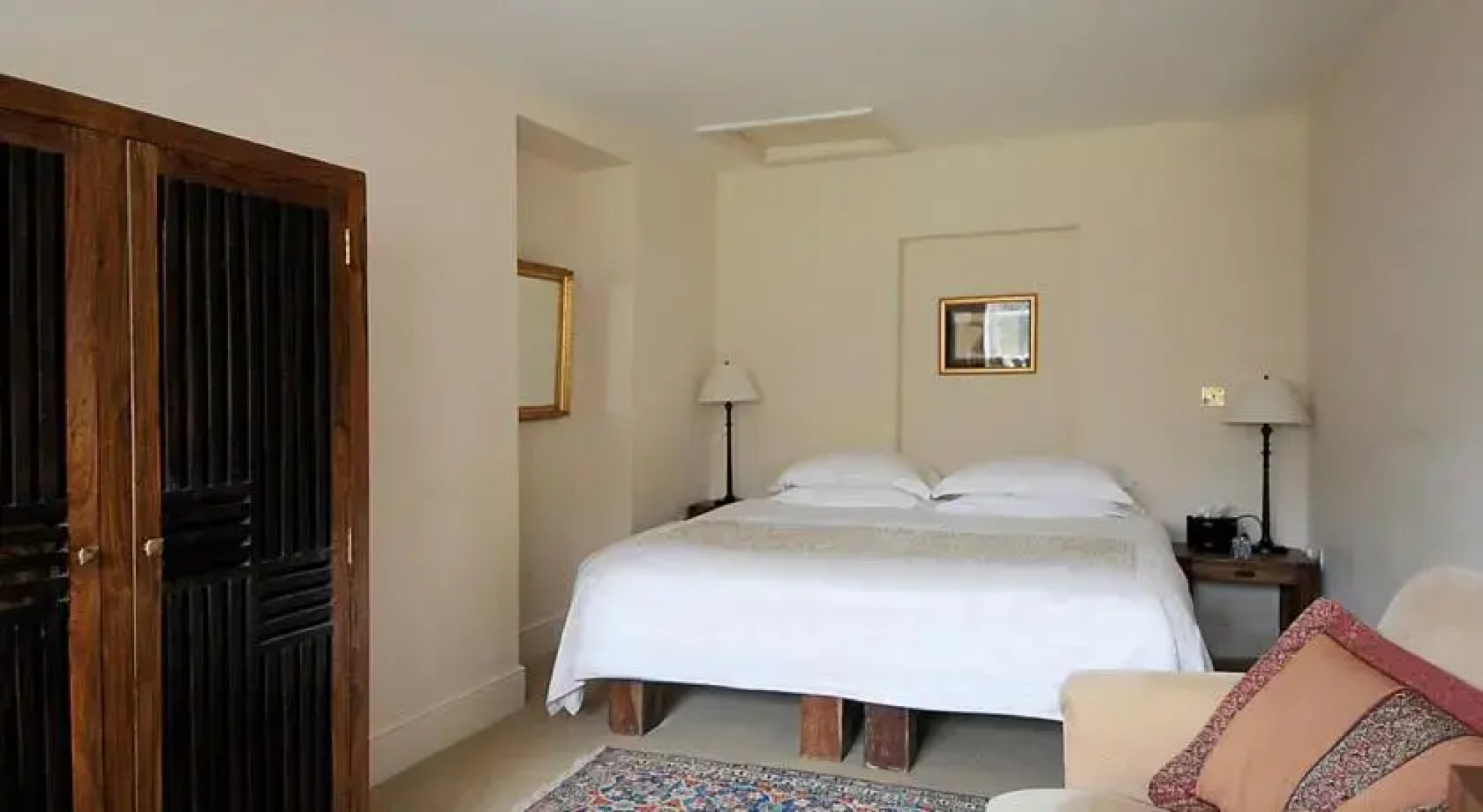 The Bath Arms Wetherspoon