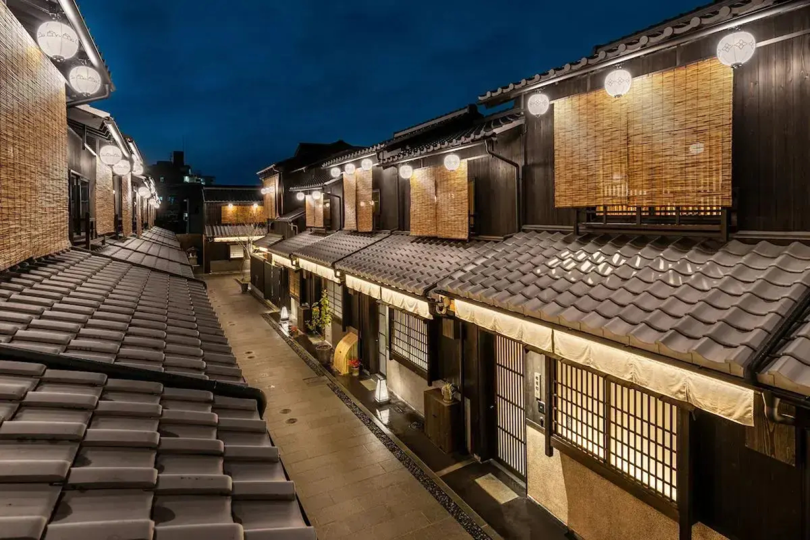 Отель Nazuna Kyoto Tsubaki St.