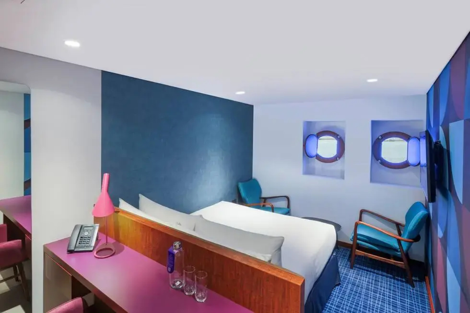 Queen Elizabeth 2 Hotel by Accor