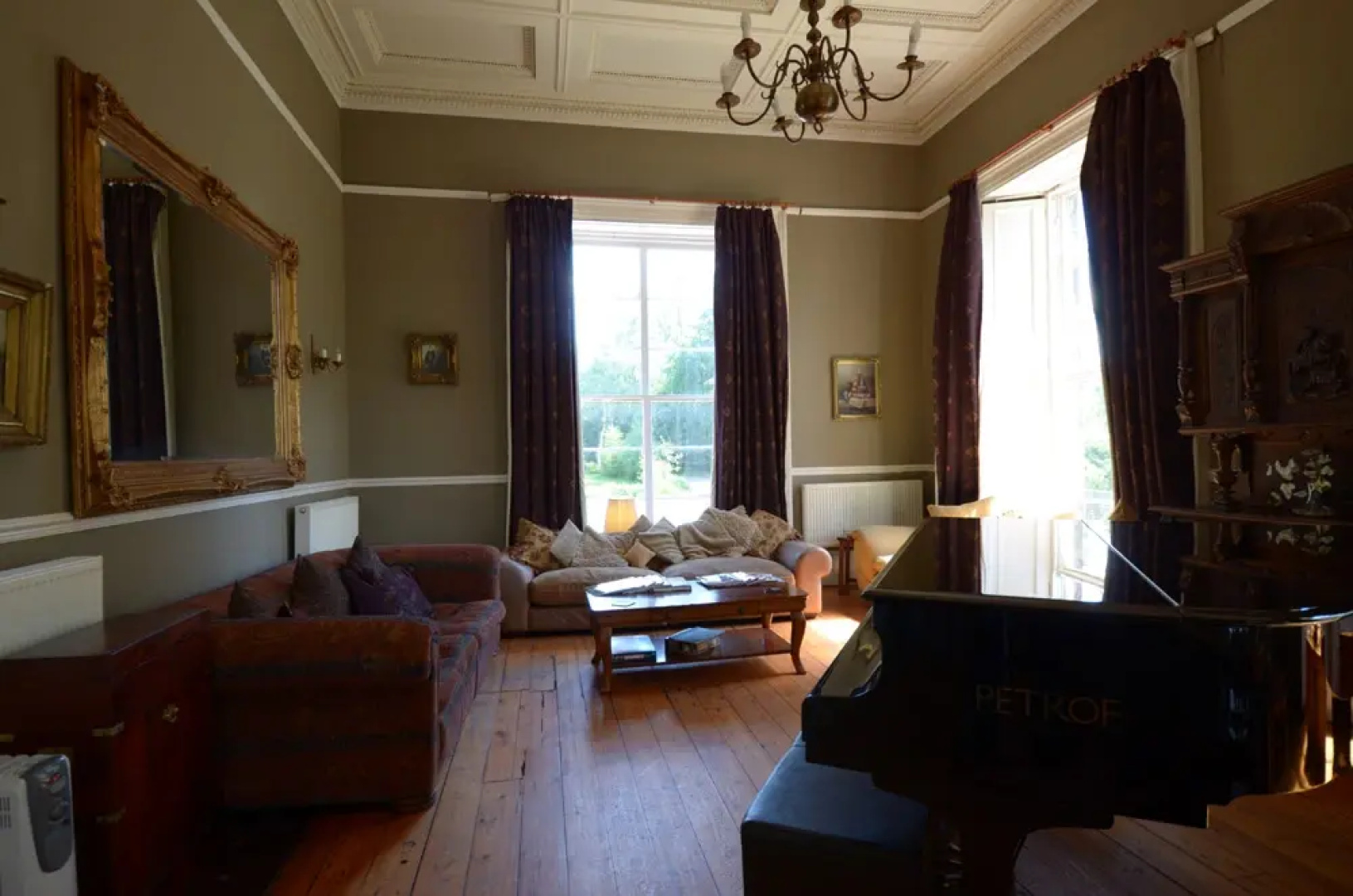 The Mansion House at Kirkhill