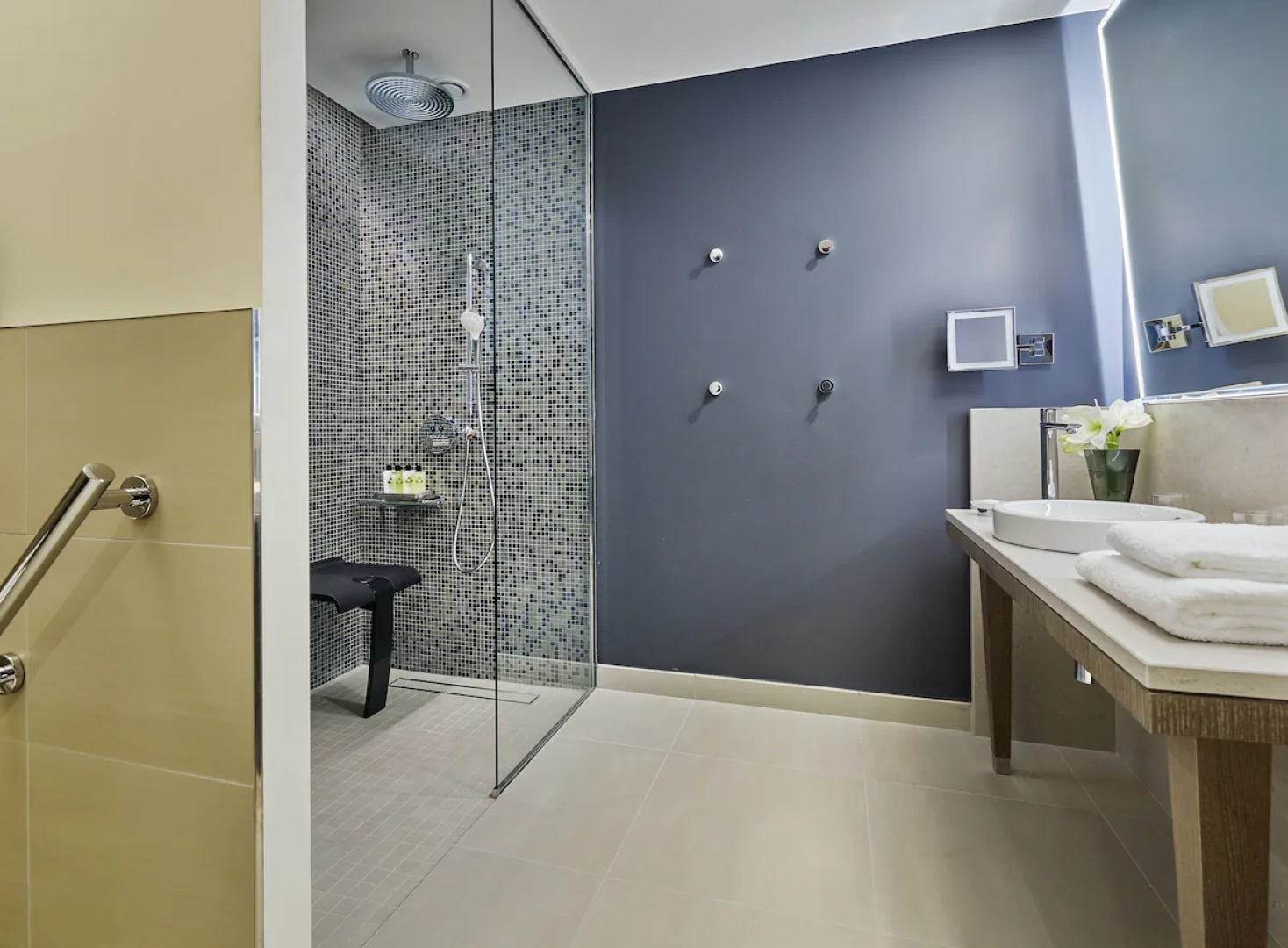 Intercontinental Lyon Hotel Dieu by IHG