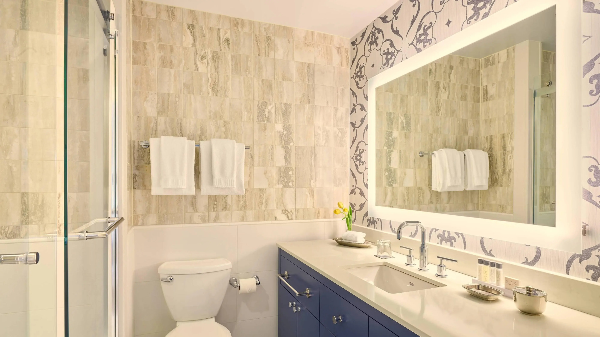 Morrison House Old Town Alexandria, Autograph Collection