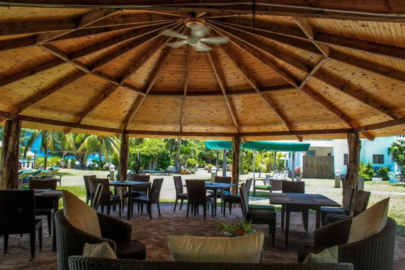 L Habitation Cerf Hotel