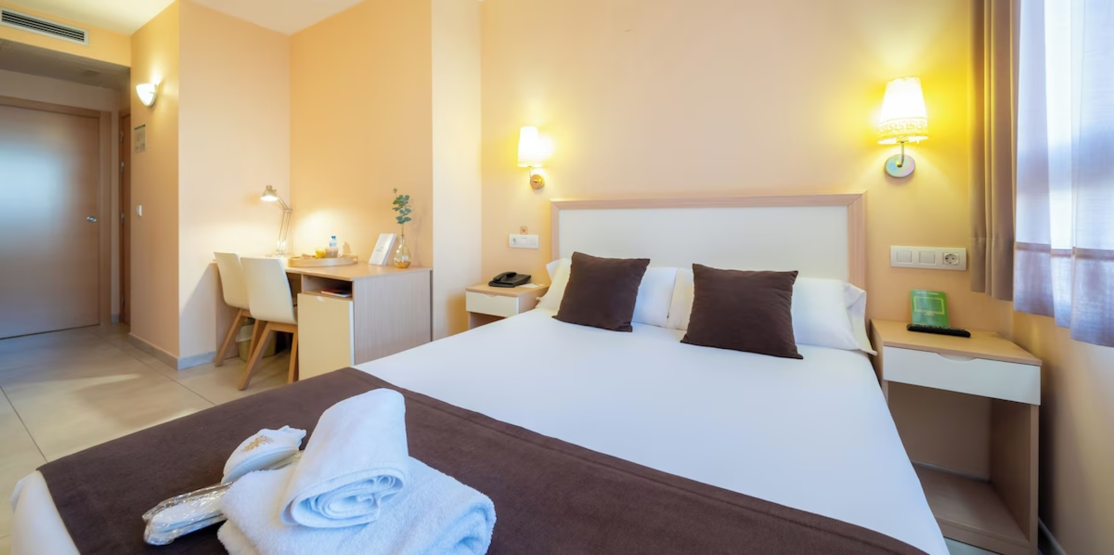 Hotel La City Mercado