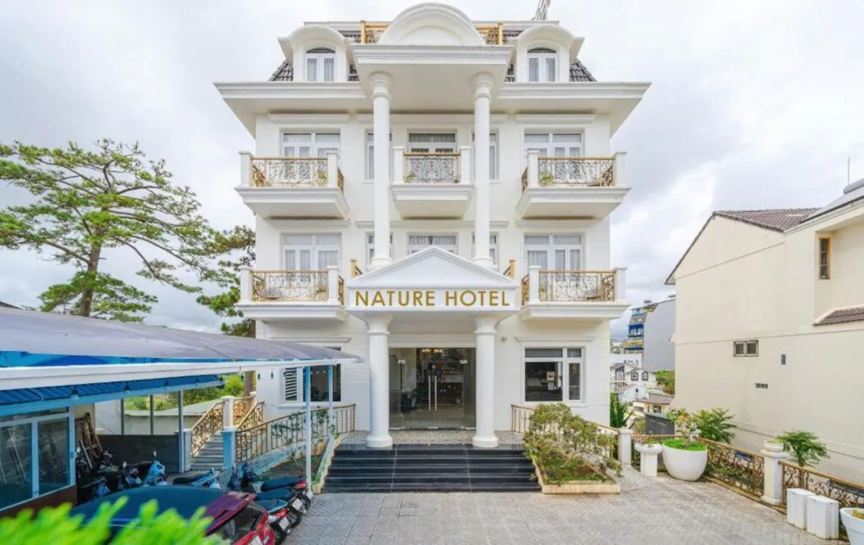 Nature Garden Hotel Dalat