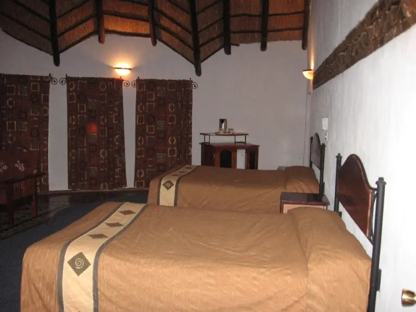 Hippo Creek Lodge