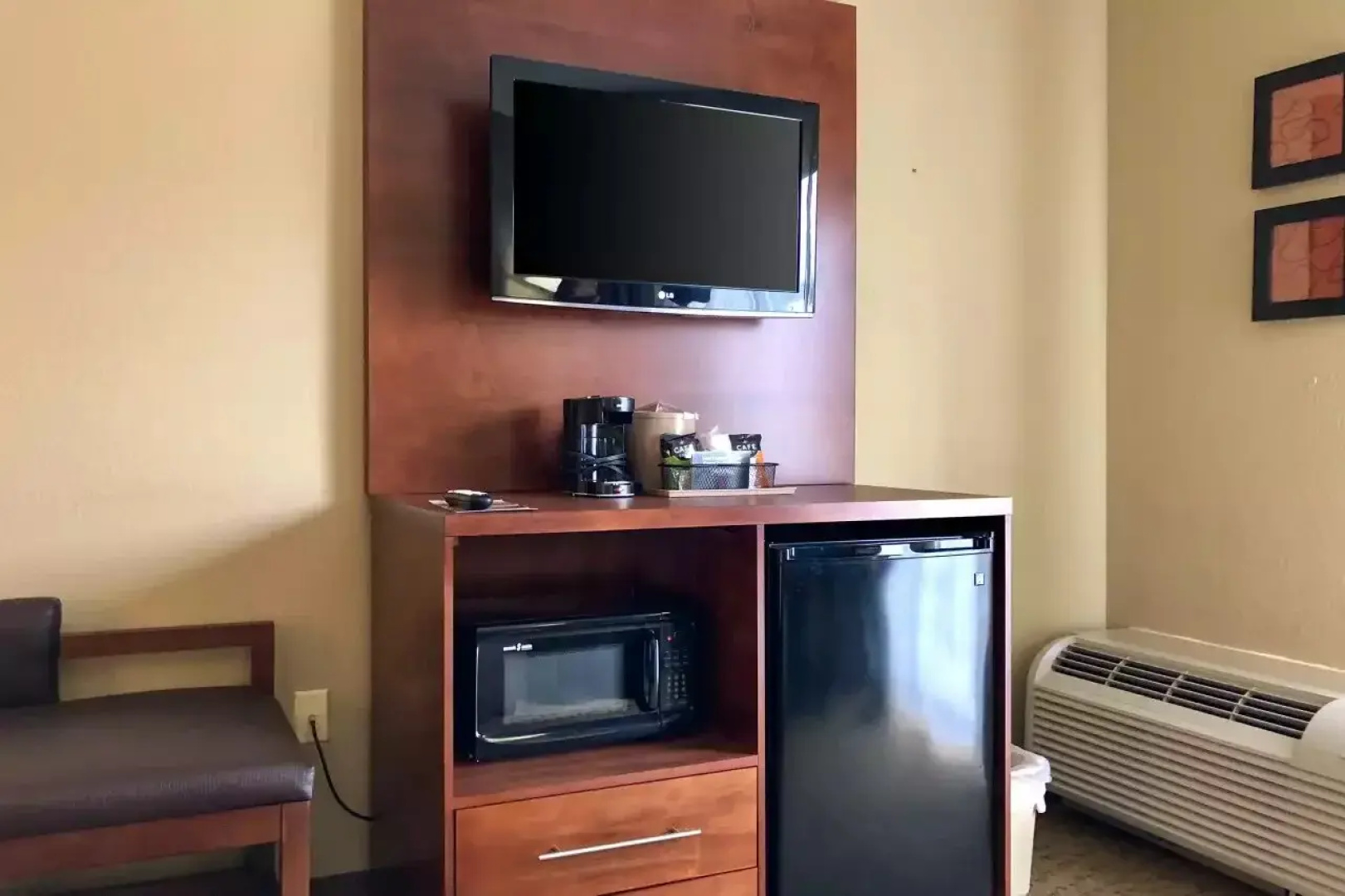 Vista Suites Hotel Near Island Drive Pigeon Forge