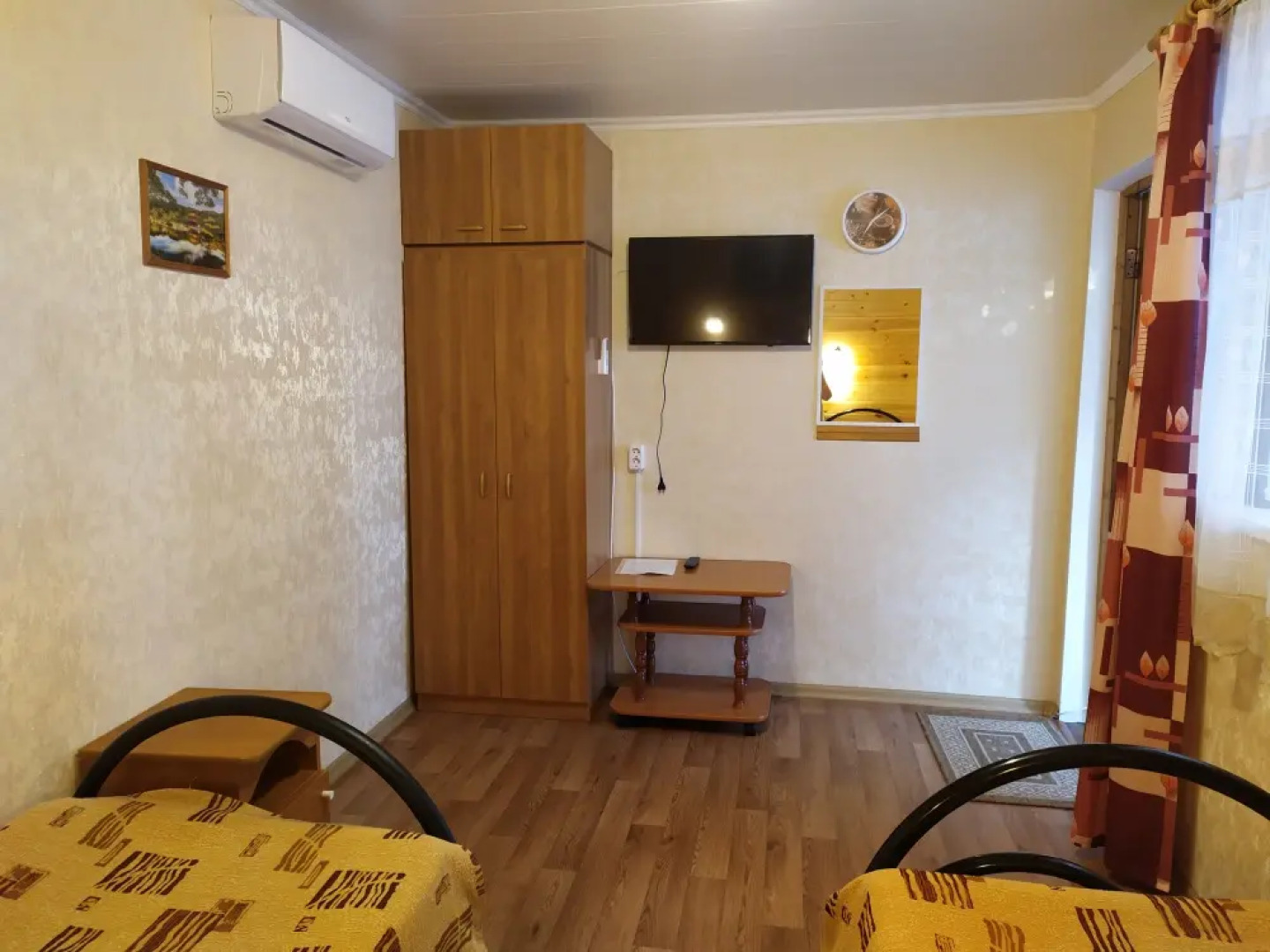 Tikhy Dvorik v Bette