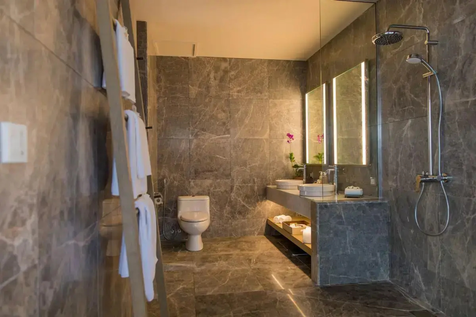 Курорт Kagi Maldives Resort & Spa