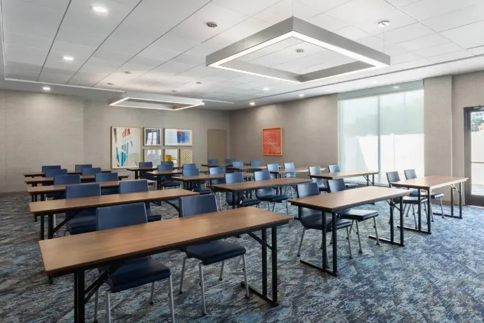 Holiday Inn Express Atlanta Airport North