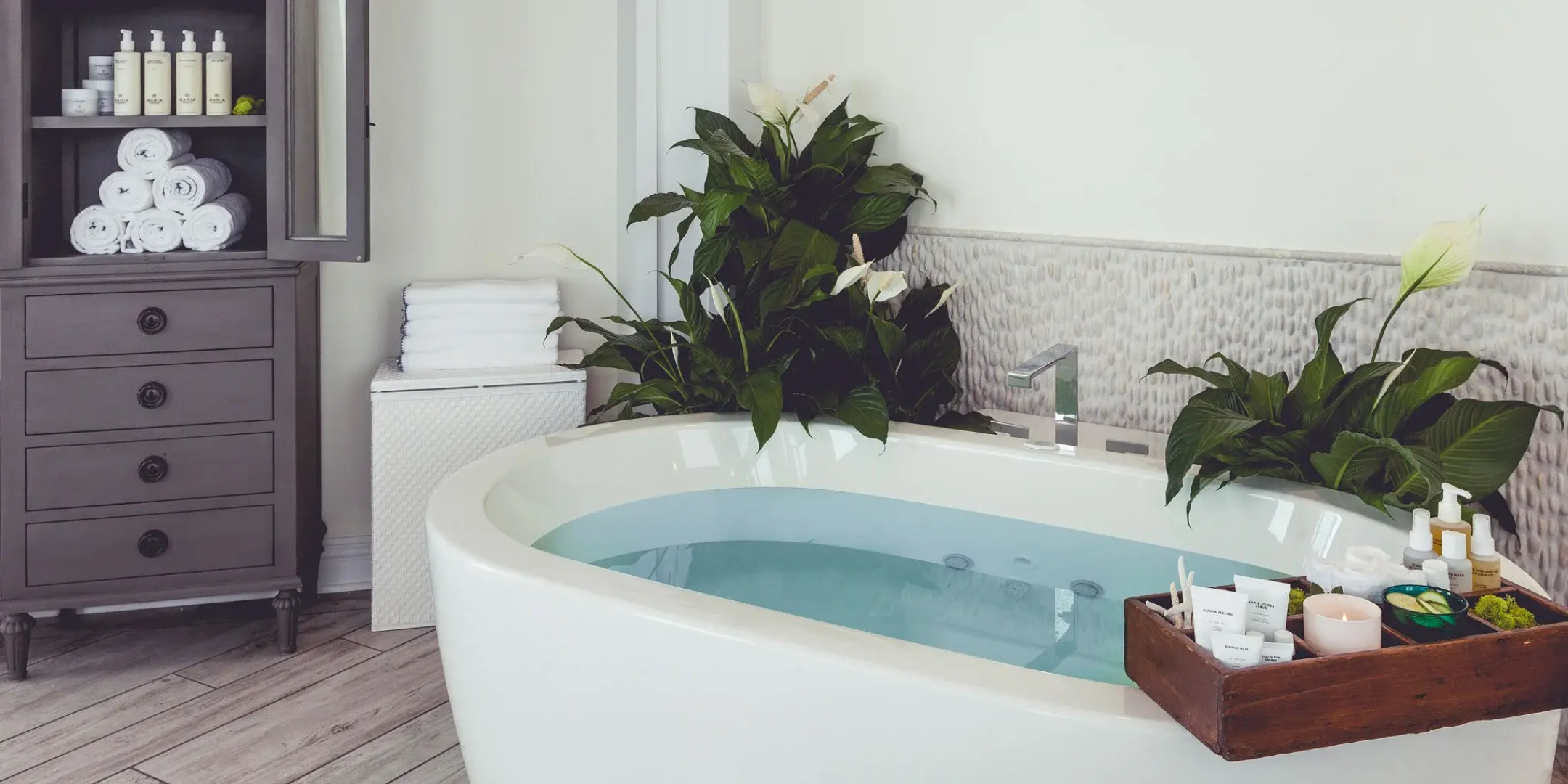 Pelican Grand Beach Resort - A Noble House Resort