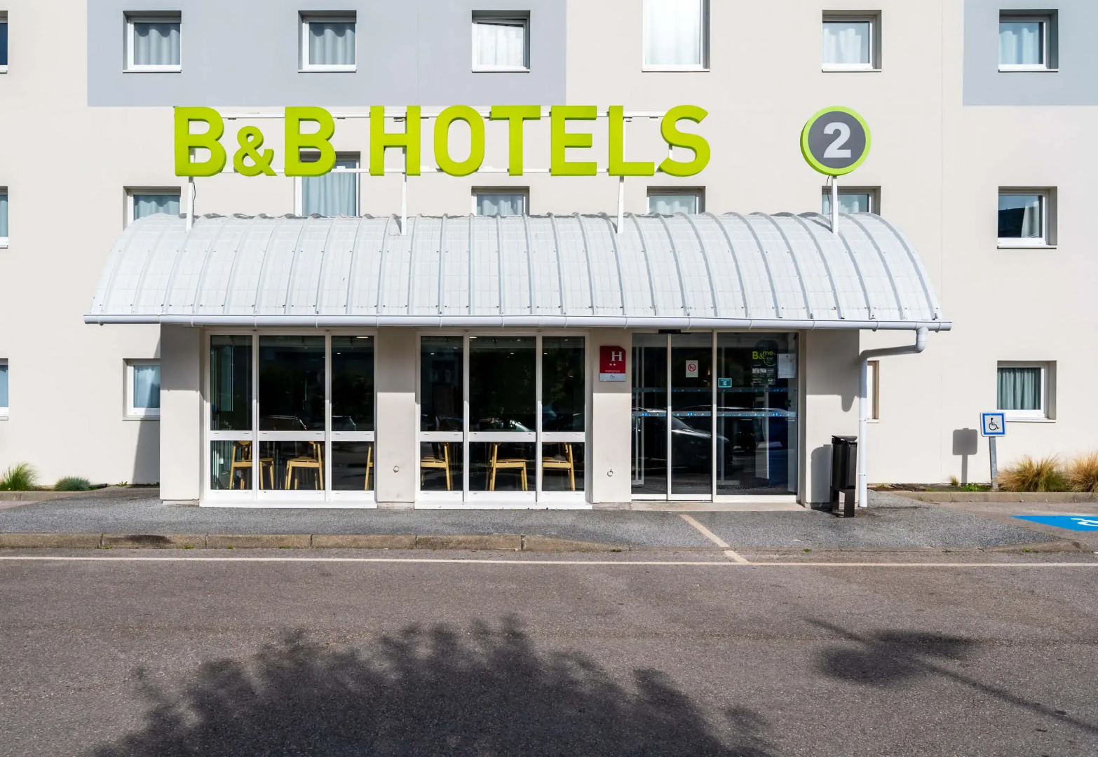 B&B Hotel Calais Terminal Cite Europe 2 etoiles